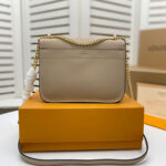 LV Lockme Chain PM Handbag - Image 3