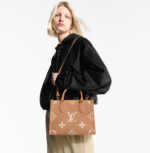 LV ONTHEGO small handbag - Image 13