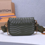 LV New Wave Multi Pochette Handbag - Image 4