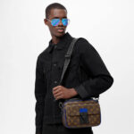 LV S Lock Messenger - Image 7