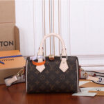 LV Speedy Bandouliere 20 - Image 2