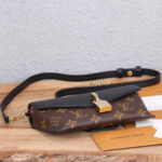 LV Padlock On Strap - Image 5