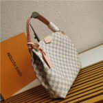 LV Graceful PM - Image 3