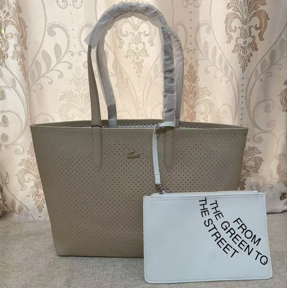 Screenshot 2026-06-06 at 16.35.17 Duna Pearl 47cm Luxury Iconic Designer Bag - Image 1