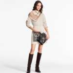 LV ONTHEGO small handbag - Image 4