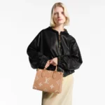 LV ONTHEGO small handbag - Image 4