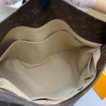LV Artsy MM - Image 6