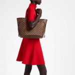 LV Neverfull MM Tote - Image 6