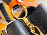 LV Small CAPUCINES BB handbag - Image 8