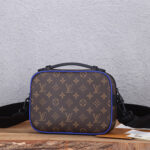 LV S Lock Messenger - Image 4