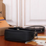 LV Pont 9 Soft MM - Image 5