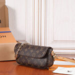 LV Wallet On Chain Ivy - Image 3