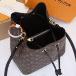 LV NeoNoe MM - Image 6