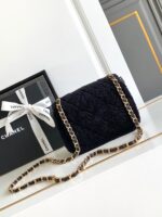 CHANEL 25S FLAP BAG 18 CM IN BLACK WOOL AND LAMBSKIN - Image 5