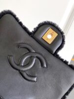 CHANEL 25S FLAP BAG 18 CM IN BLACK WOOL AND LAMBSKIN - Image 18
