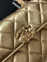 CHANEL 25S KELLY BAG 18 IN GOLD METALLIC LAMBSKIN WITH GOLD HARDWARE - Image 2
