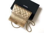 CHANEL 25S KELLY BAG 18 IN GOLD METALLIC LAMBSKIN WITH GOLD HARDWARE - Image 7