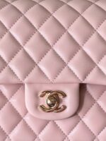 CHANEL 25S CLASSIC FLAP BAG 25 CM IN LIGHT PINK LAMBSKIN WITH GOLD HARDWARE - Image 2