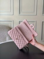 CHANEL 25S CLASSIC FLAP BAG 25 CM IN LIGHT PINK LAMBSKIN WITH GOLD HARDWARE - Image 6