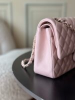 CHANEL 25S CLASSIC FLAP BAG 25 CM IN LIGHT PINK LAMBSKIN WITH GOLD HARDWARE - Image 4