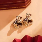 CLOVER MEDIUM 1 MOTIFS CARNELIAN EARRINGS - Image 13