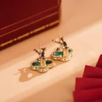 CLOVER MEDIUM 1 MOTIFS MALACHITE EARRINGS - Image 6