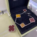 CLOVER 5 MOTIFS SIVLER CARNELIAN TIGER EYE BRACELET - Image 4