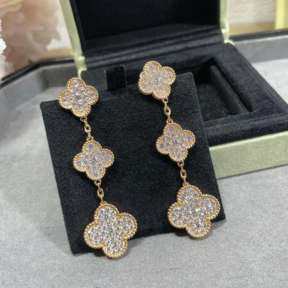 13339742185848124_299e1fd2-a8fe-4c8c-8eed-2da29b9389be.webp CLOVER 3 MOTIFS DIAMOND PAVED ROSE GOLD EARRINGS - Image 1