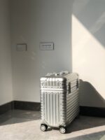 Rimowa 2025 Travel Suitcase Silver Aluminum 273821 - Image 5