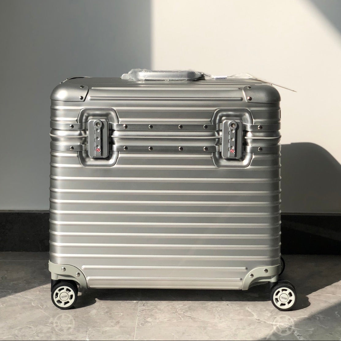 20191230_i1577683346_4877_0_jpg Rimowa 2025 Travel Suitcase Silver Aluminum 273821 - Image 1
