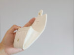 CC FLAP CARD HOLDER 11.3 WHITE GRAINED CALFSKIN GOLD ICON - Image 17