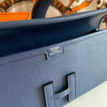 JIGE ELAN 29 CLUTCH IN NAVY BLUE CALFSKIN - Image 8