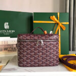 MUSE VANITY CASE 20 IN WINE RED GOYARDINE CANVAS - Image 10