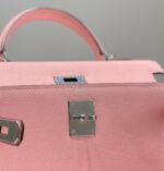 KELLY 28CM IN ROSE SAKURA SWIFT CALFSKIN SILVER HARDWARE - Image 16