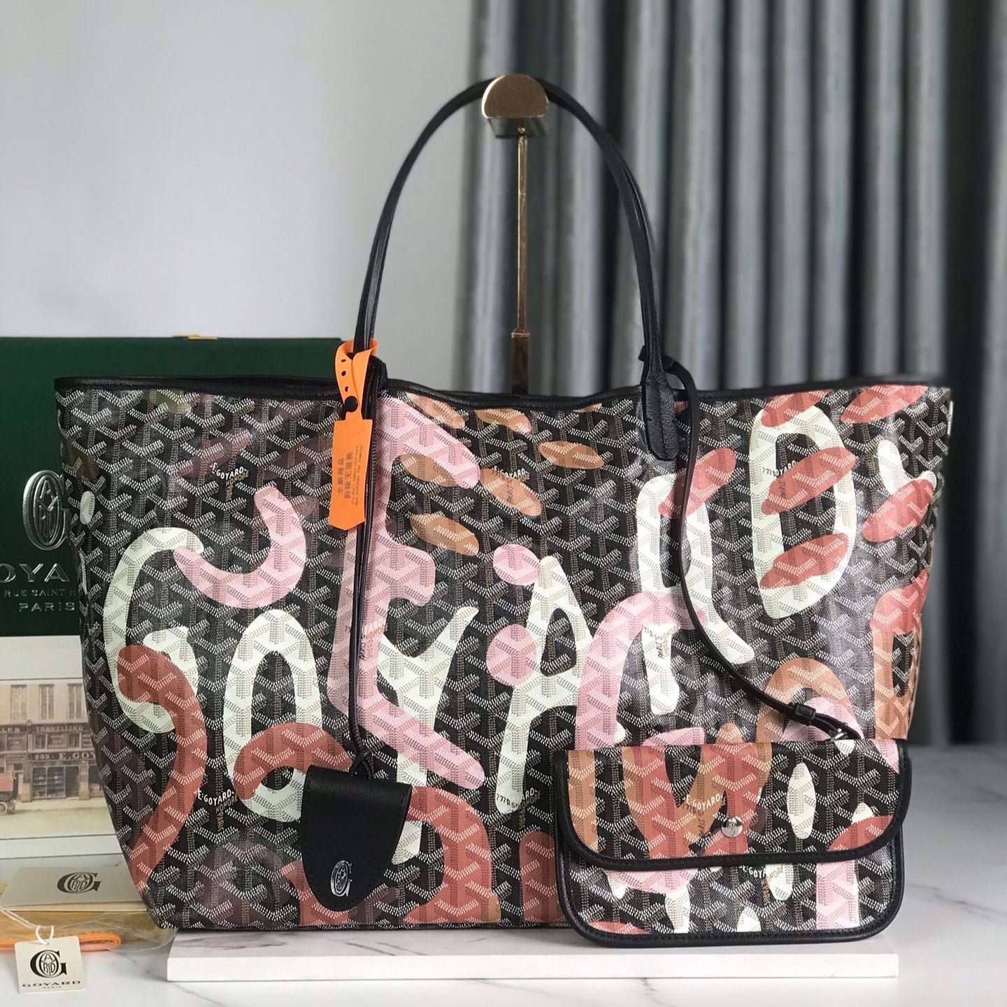 20230901_i1693535547_3651_0_jpg SAINT LOUIS GM BAG 40 IN PINK LETTRES CAMOUFLAGE GOYARDINE CANVAS - Image 1