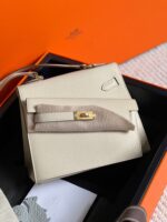 KELLY DESORDRE 20 IN WHITE EPSOM LEATHER WITH GOLD HARDWARE - Image 5