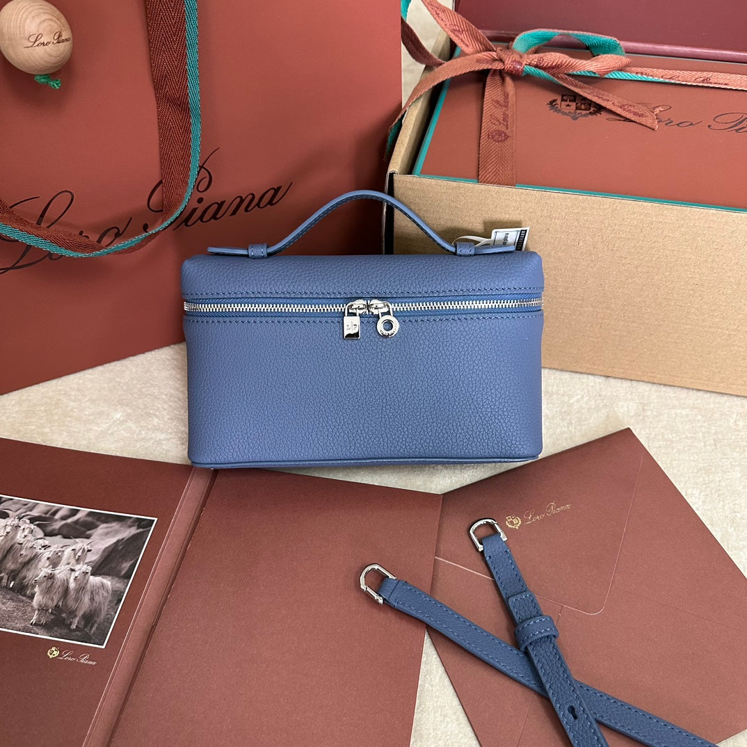 20240519_i1716096036_1165_0_jpg EXTRA POCKET L19 IN AZURE BLUE CALFSKIN WITH SILVER HARDWARE - Image 1