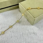 CLOVER 6 MOTIF DIAMOND BRACELET - Image 2