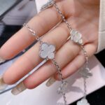 CLOVER 10 MOTIFS WHITE MOTHER OF PEARL NECKLACE - Image 8