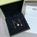 CLOVER 15MM PINK MOTHER-OF-PEARL SINGLE FLOWER NECKLACE - Image 4