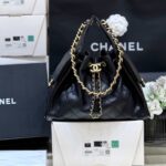 CC 25 HANDBAG IN BLACK 30 GRAINED CALFSKIN GOLD HARDWARE - Image 10