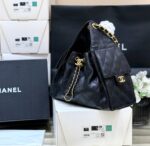 CC 25 HANDBAG IN BLACK 30 GRAINED CALFSKIN GOLD HARDWARE - Image 3
