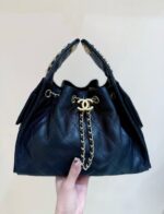 CC 25 HANDBAG IN BLACK 30 GRAINED CALFSKIN GOLD HARDWARE - Image 13