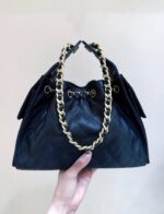 CC 25 HANDBAG IN BLACK 30 GRAINED CALFSKIN GOLD HARDWARE - Image 18