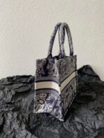 MISS SMALL TOTE 26 IN NAVY BLUE AND WHITE CANVAS - Image 3