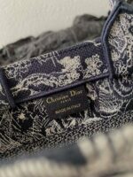 MISS SMALL TOTE 26 IN NAVY BLUE AND WHITE CANVAS - Image 6