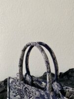 MISS SMALL TOTE 26 IN NAVY BLUE AND WHITE CANVAS - Image 7