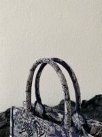 MISS SMALL TOTE 26 IN NAVY BLUE AND WHITE CANVAS - Image 14