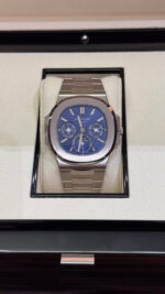 Patek Philippe Nautilus Watch - 5740 1g 001 White - Image 3