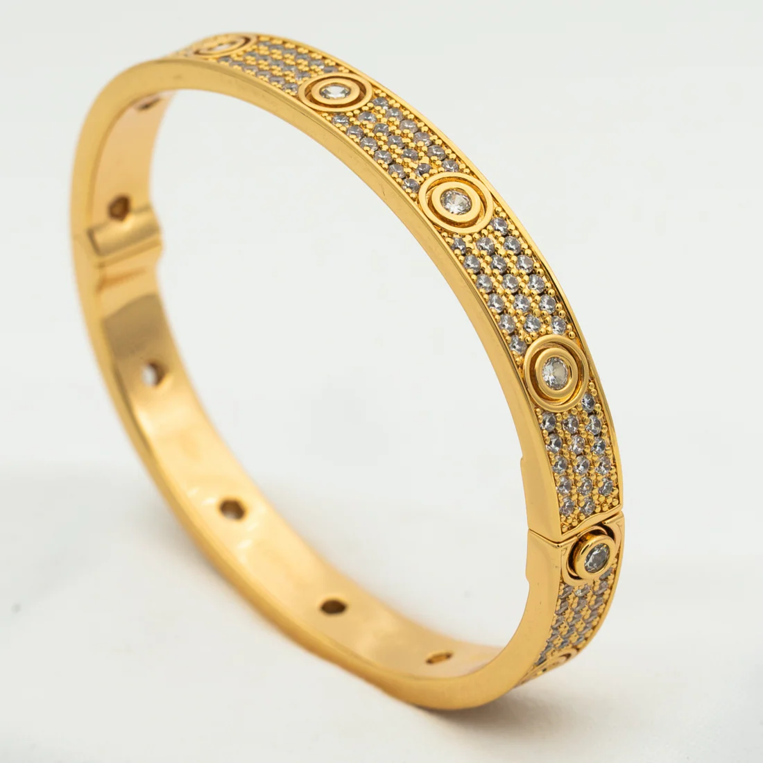 Thi_tk_ch_acoten_31_f04018cd-ac28-40c8-a400-6652c62ddd00.webp LOVE BRACELET 6.1MM DIAMOND-PAVED 10 BIG DIAMONDS - Image 1